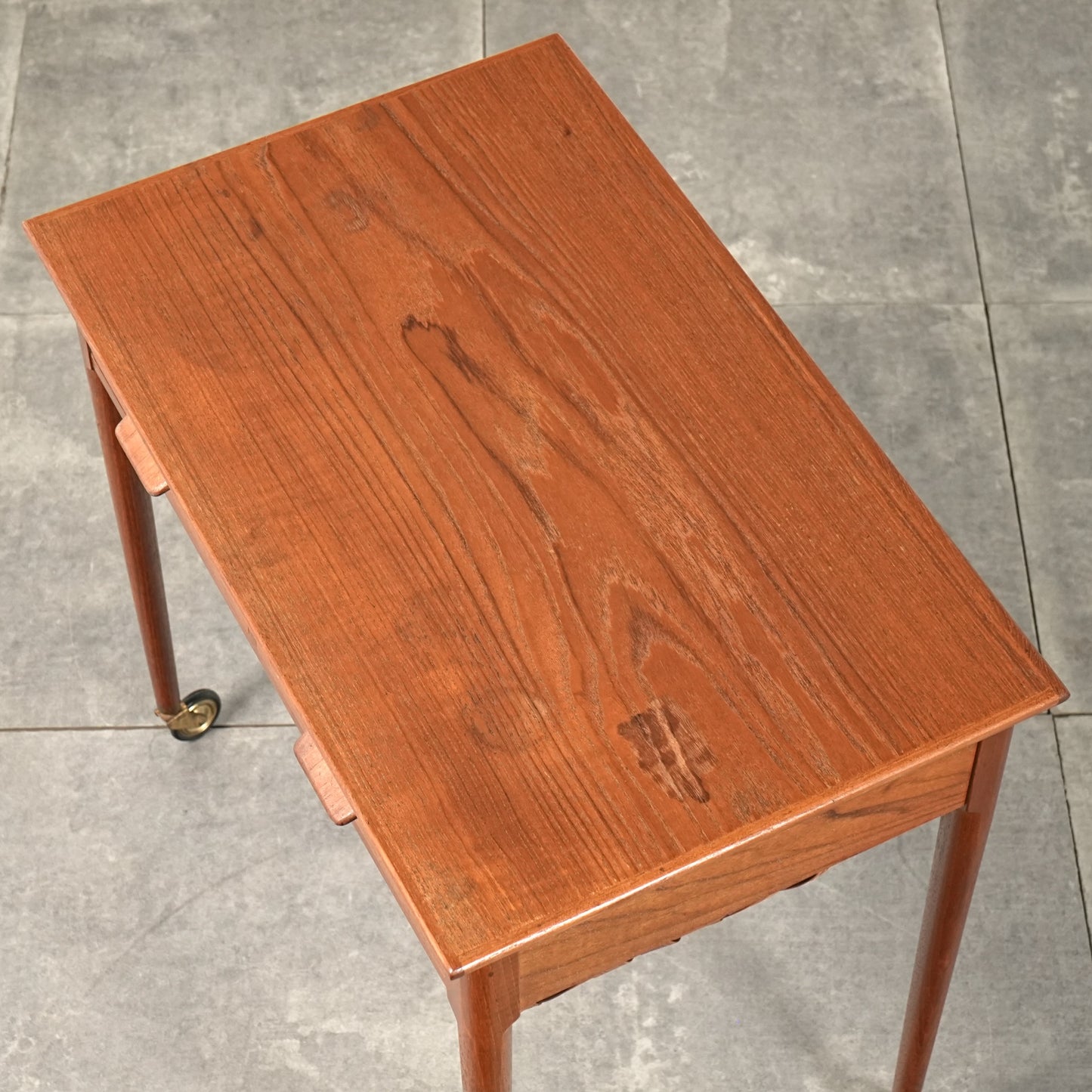 【Poul M Volther】ソーイングテーブル