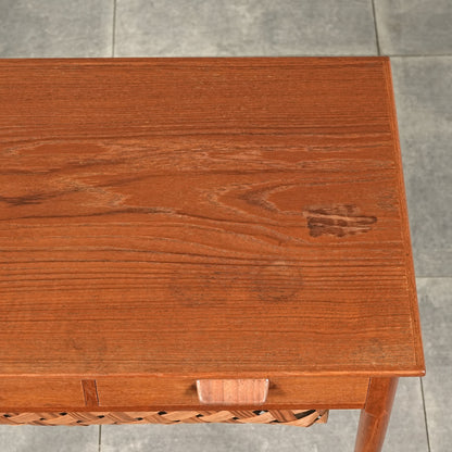 【Poul M Volther】ソーイングテーブル