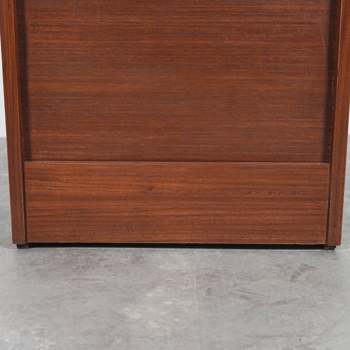 デンマークヴィンテージ ファイリングキャビネット(蛇腹扉)