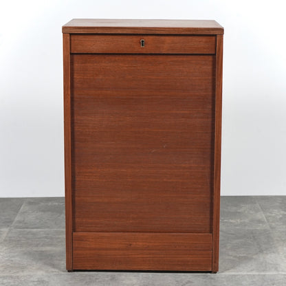 デンマークヴィンテージ ファイリングキャビネット(蛇腹扉)