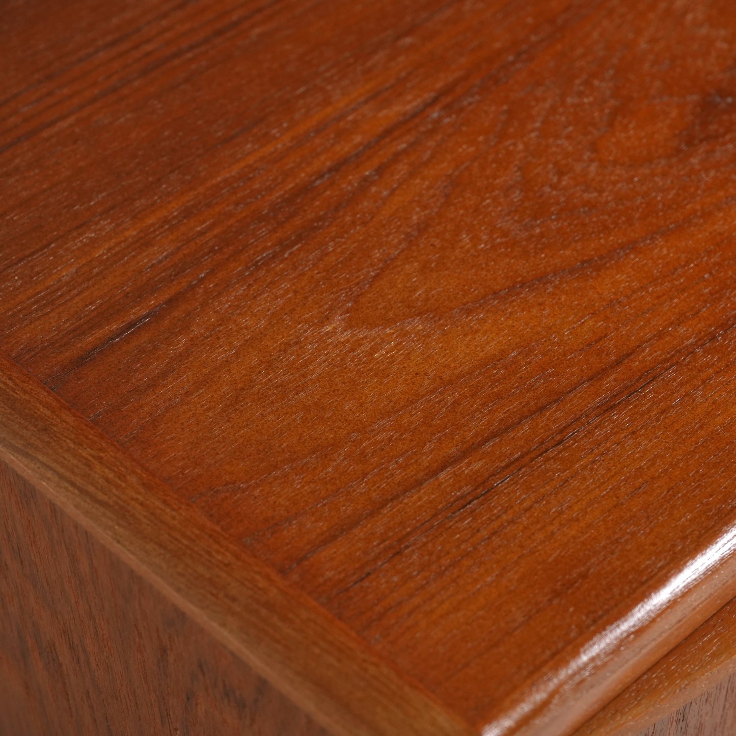 デンマークヴィンテージ チェスト