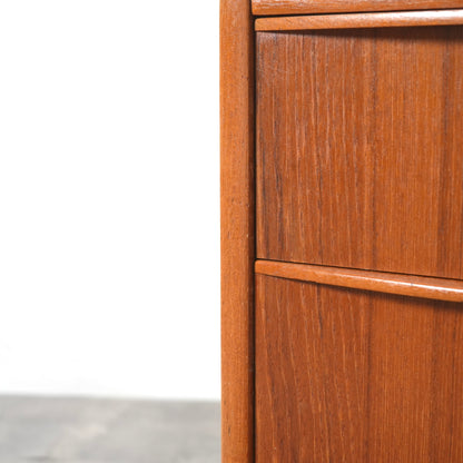 デンマークヴィンテージ チェスト