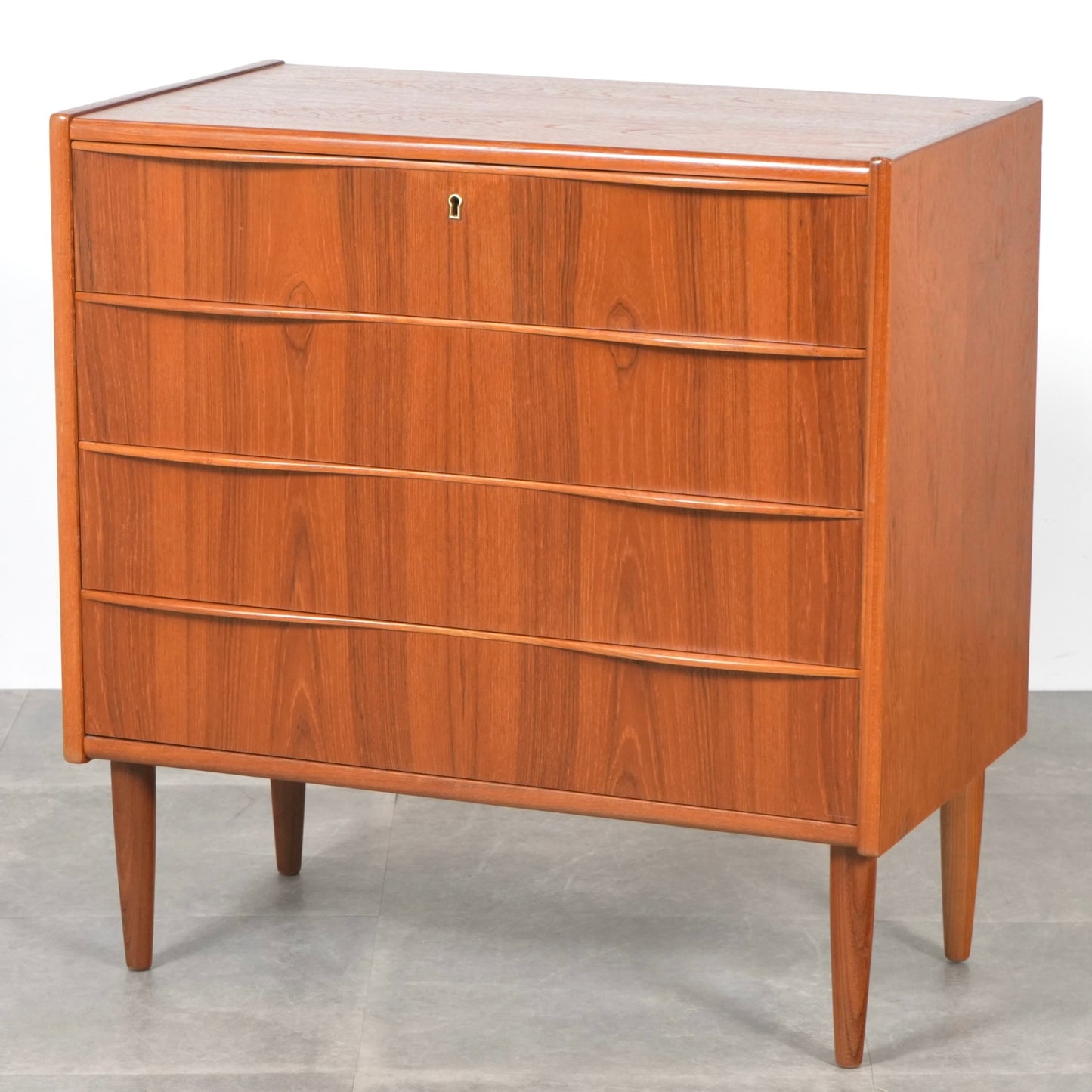 デンマークヴィンテージ チェスト