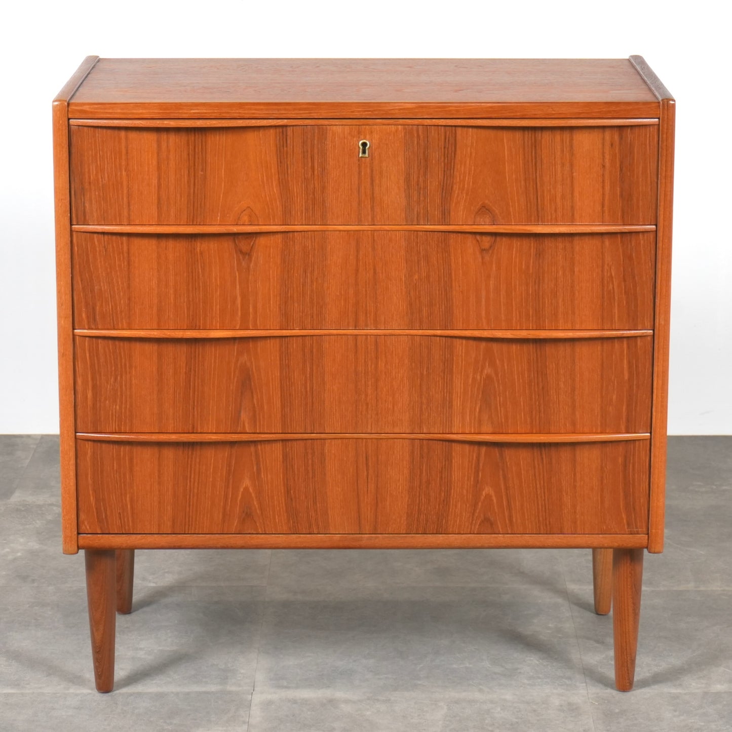 デンマークヴィンテージ チェスト