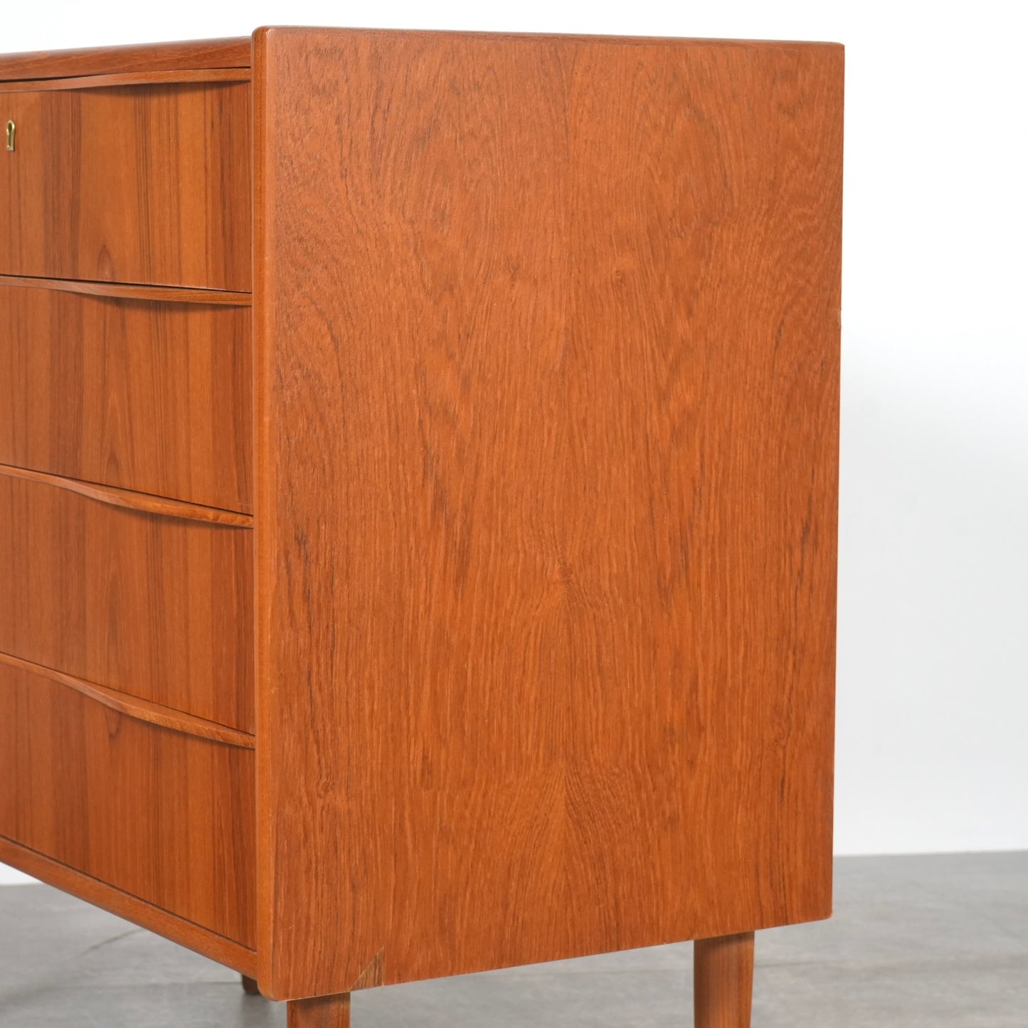 デンマークヴィンテージ チェスト