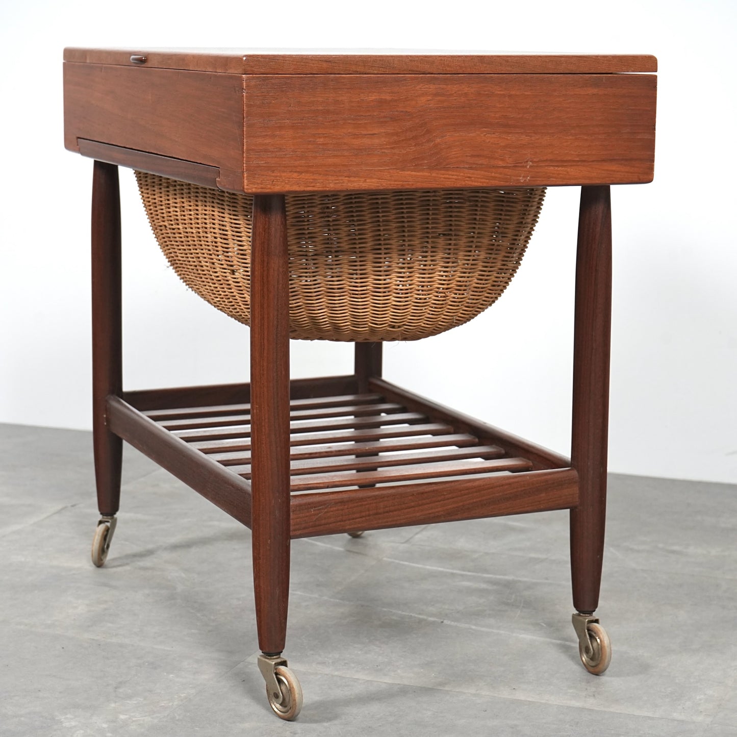 【Ejvind A.Johansson】ヴィンテージ ソーイングテーブル