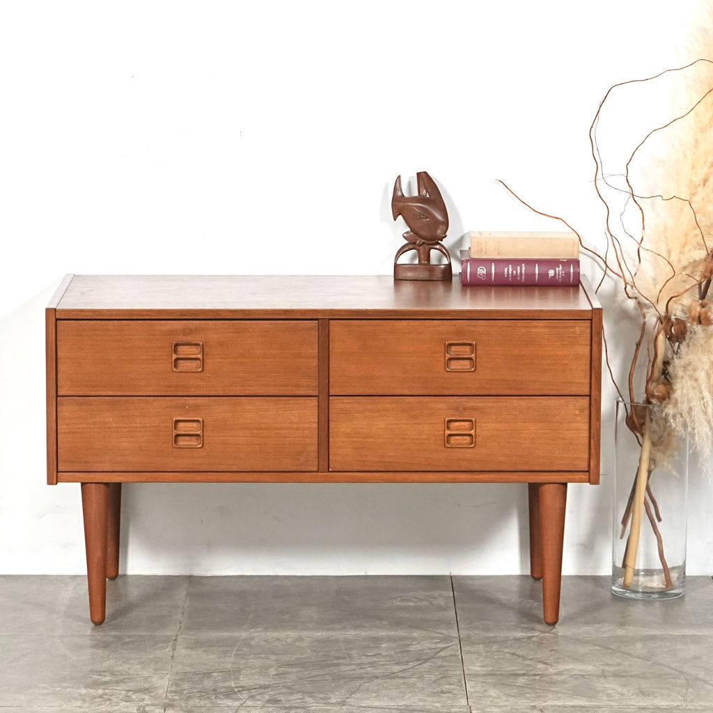 デンマークヴィンテージ チェスト