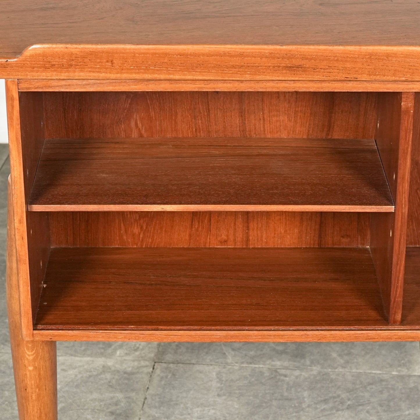 【Arne Vodder】"BOOMERANG" デスク