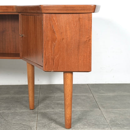 【Arne Vodder】"BOOMERANG" デスク