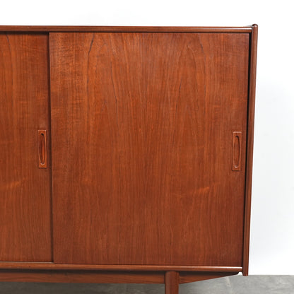 デンマークヴィンテージ ハイサイドボード