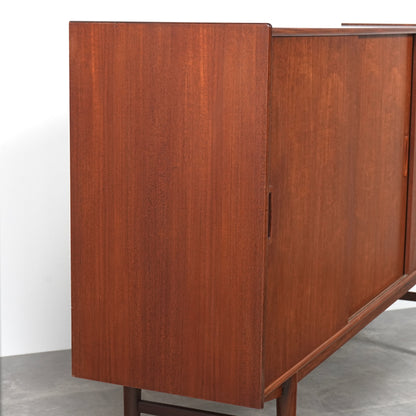 デンマークヴィンテージ ハイサイドボード