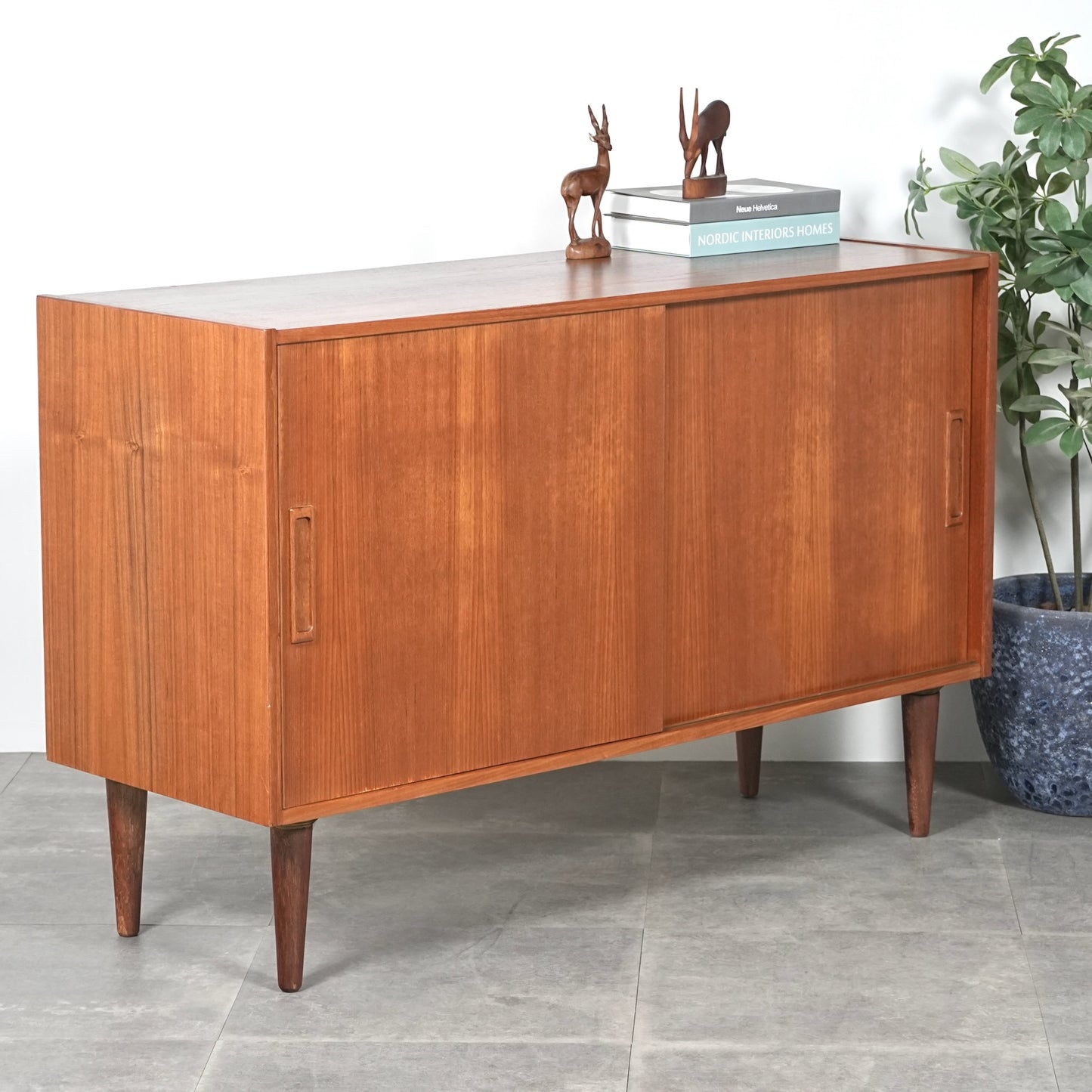 デンマークヴィンテージ サイドボード