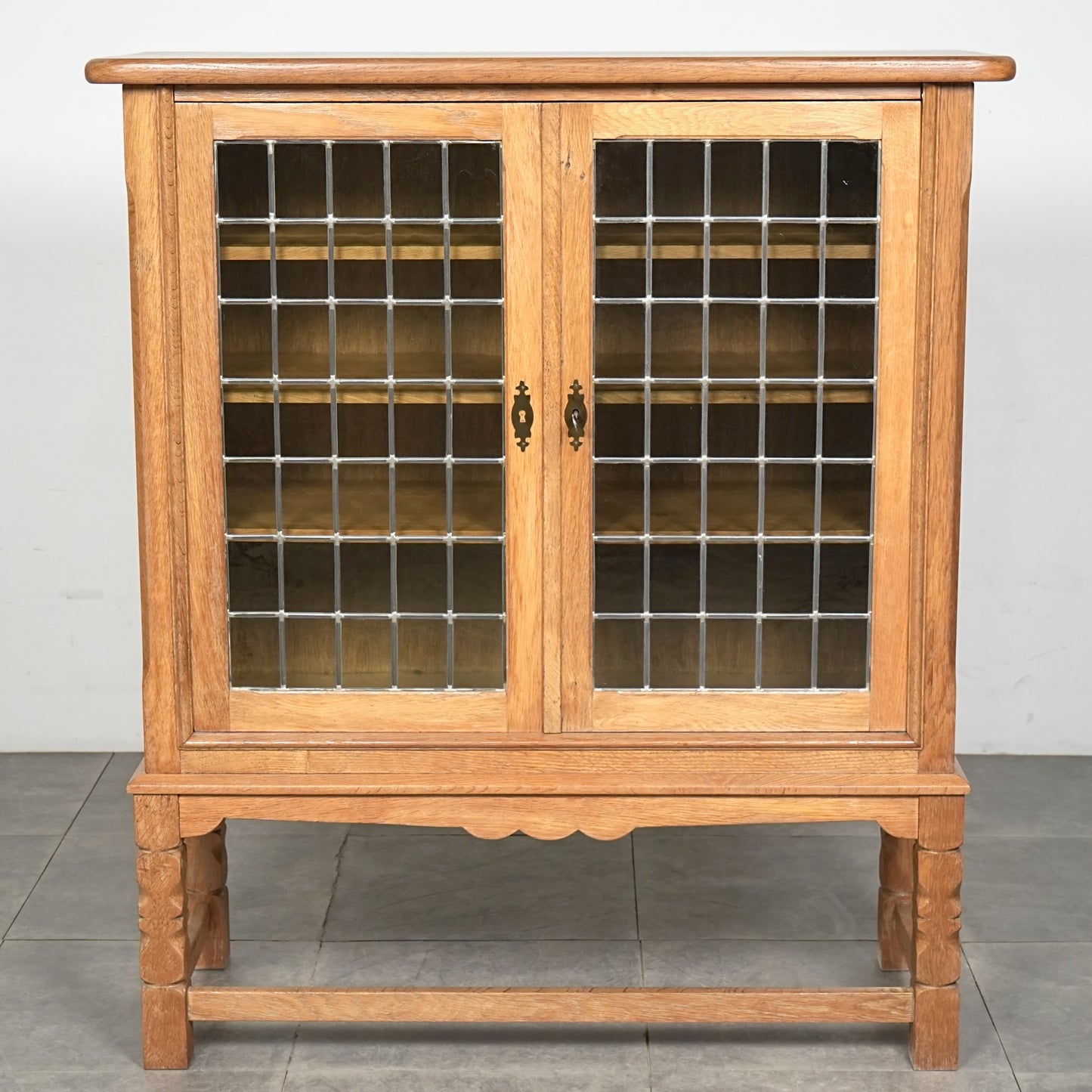 デンマークヴィンテージ ガラスキャビネット