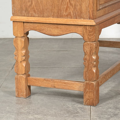 デンマークヴィンテージ ガラスキャビネット