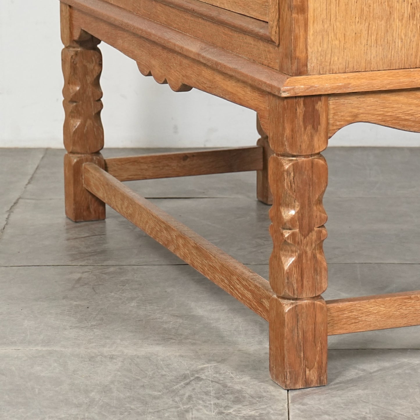 デンマークヴィンテージ ガラスキャビネット