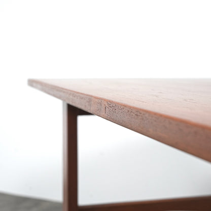 デンマークヴィンテージ ローテーブル