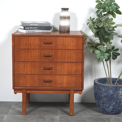 デンマークヴィンテージ チェスト