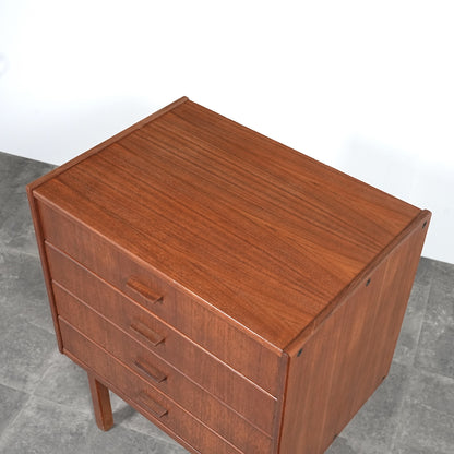 デンマークヴィンテージ チェスト