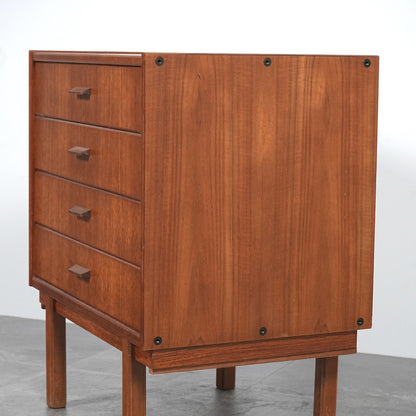 デンマークヴィンテージ チェスト