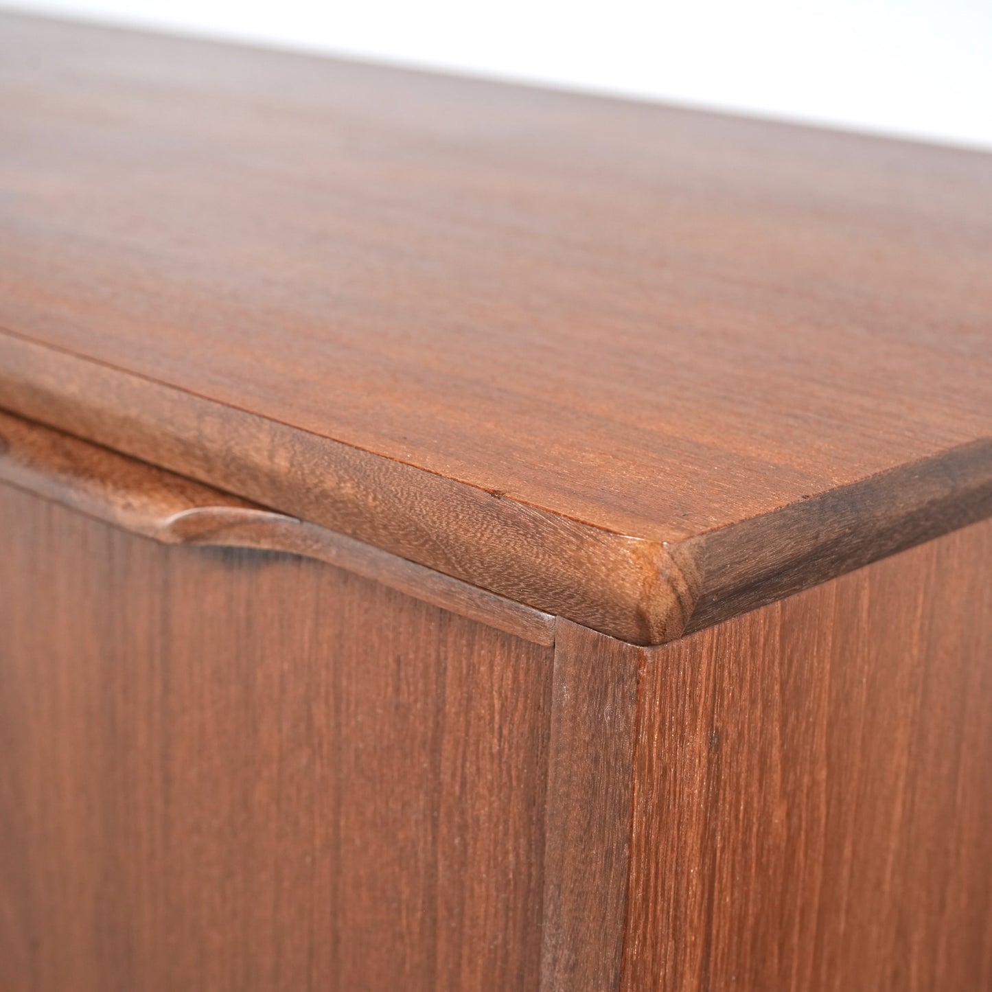 デンマークヴィンテージ チェスト