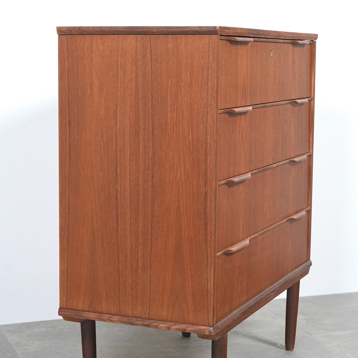 デンマークヴィンテージ チェスト