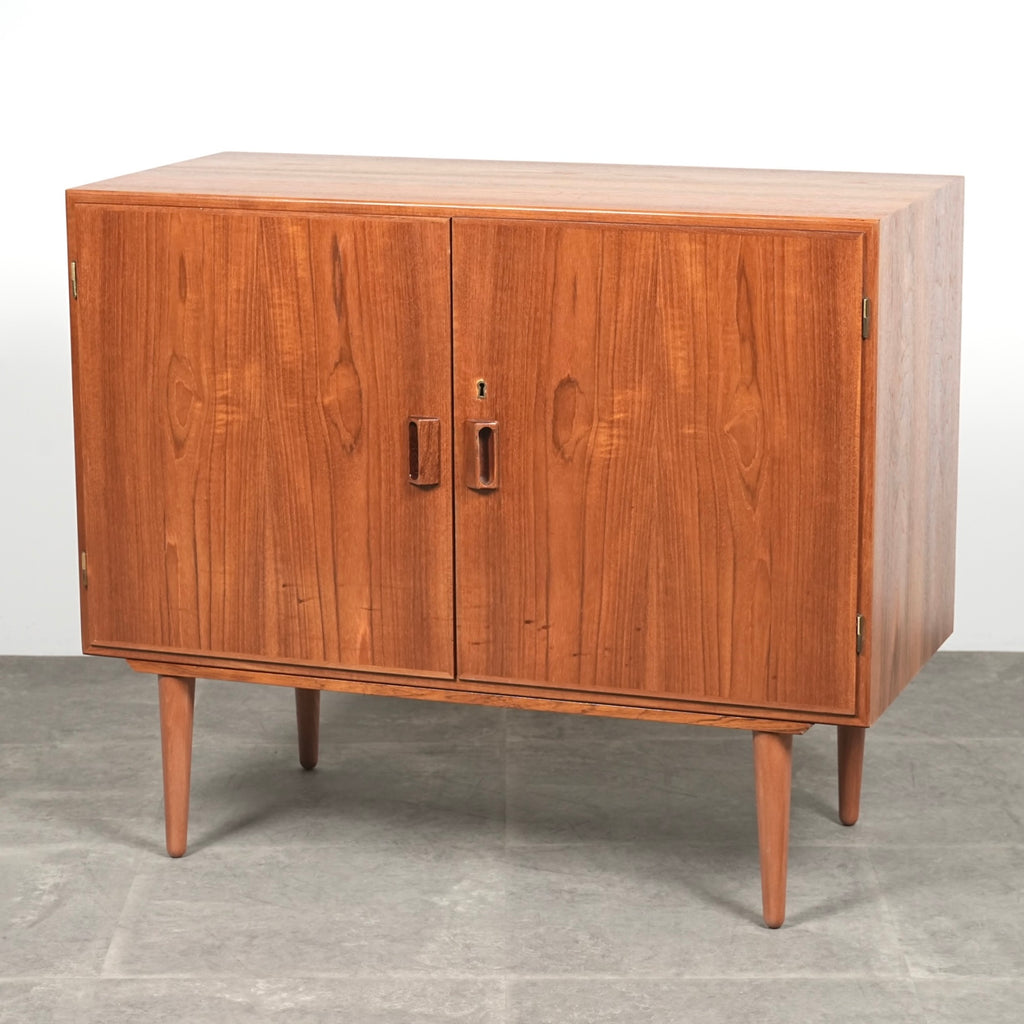 【Borge Mogensen】ヴィンテージ キャビネット