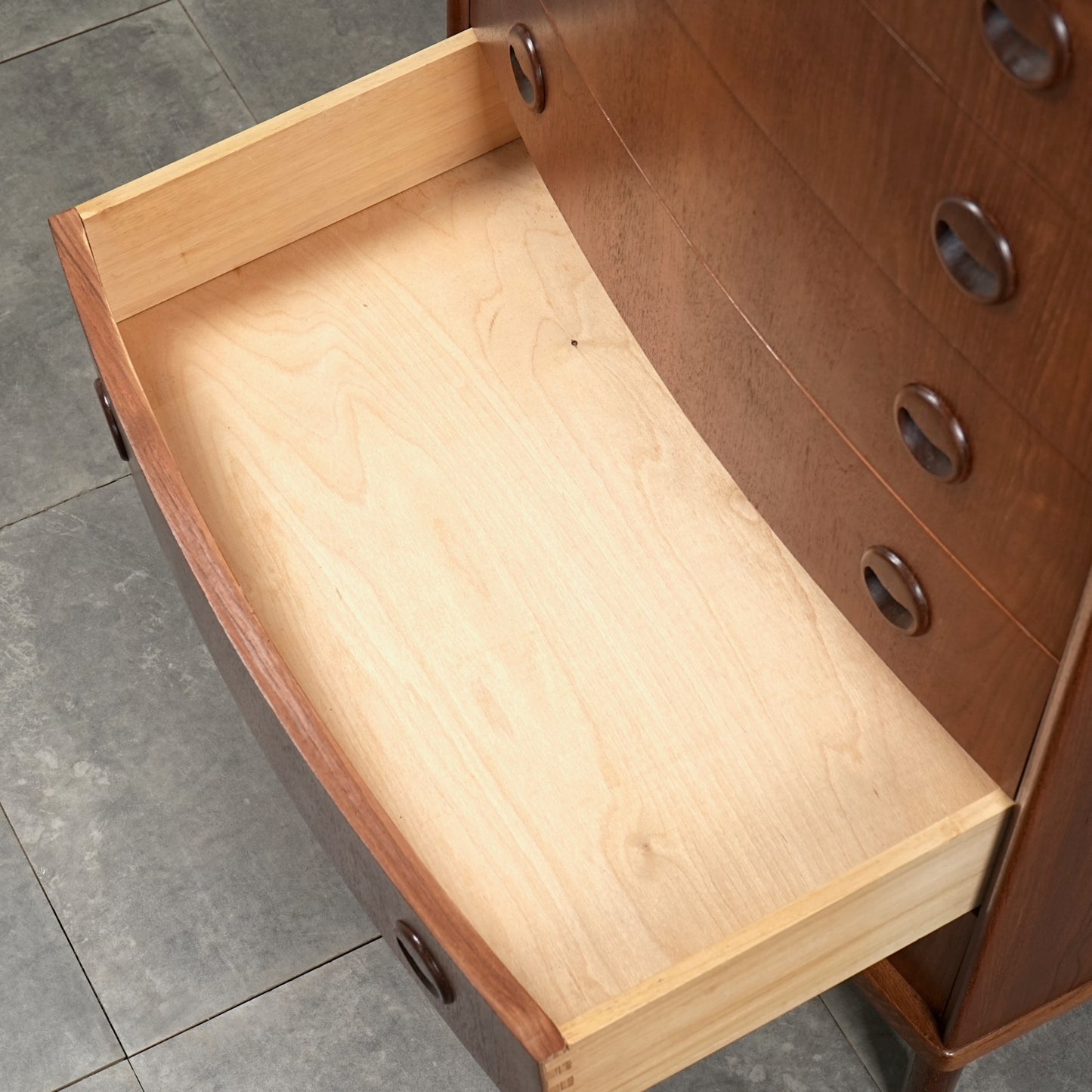 デンマークヴィンテージ ハイチェスト