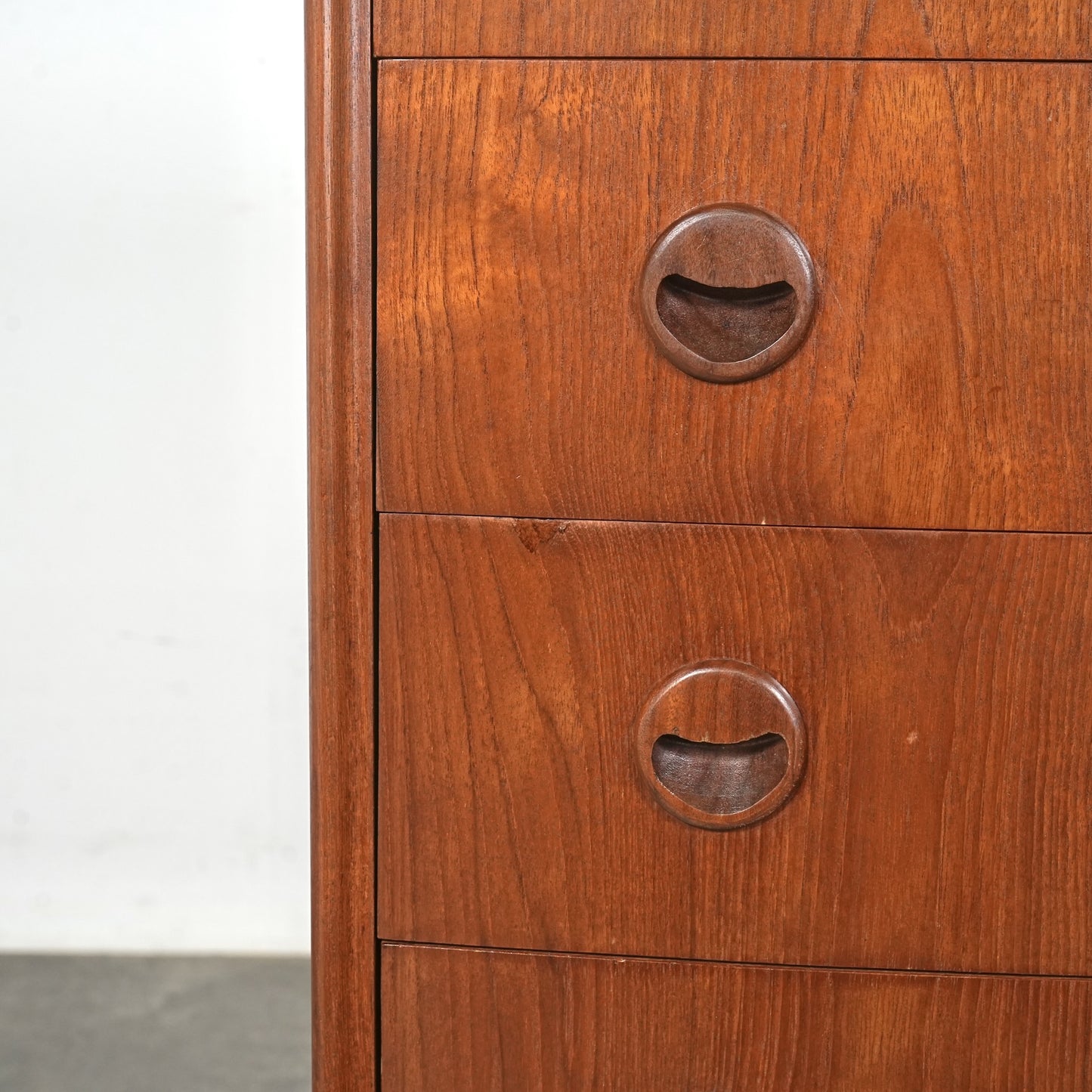 デンマークヴィンテージ ハイチェスト