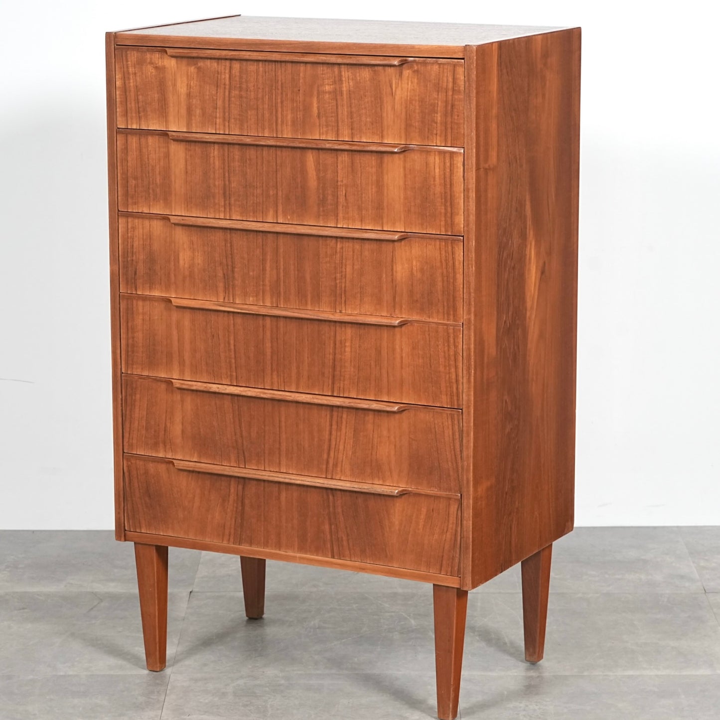 デンマークヴィンテージ ハイチェスト