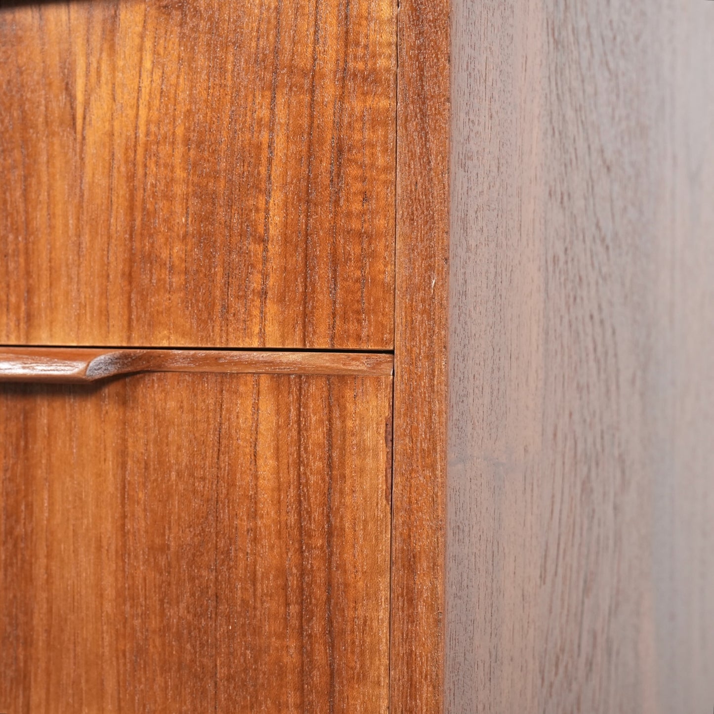 デンマークヴィンテージ ハイチェスト