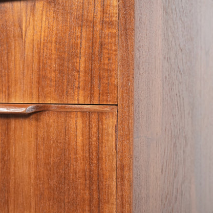 デンマークヴィンテージ ハイチェスト