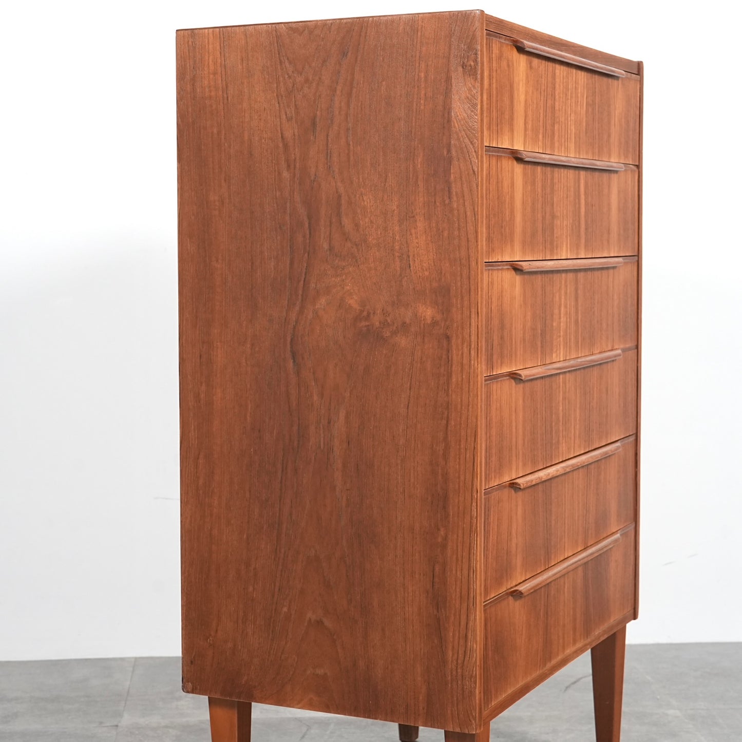 デンマークヴィンテージ ハイチェスト