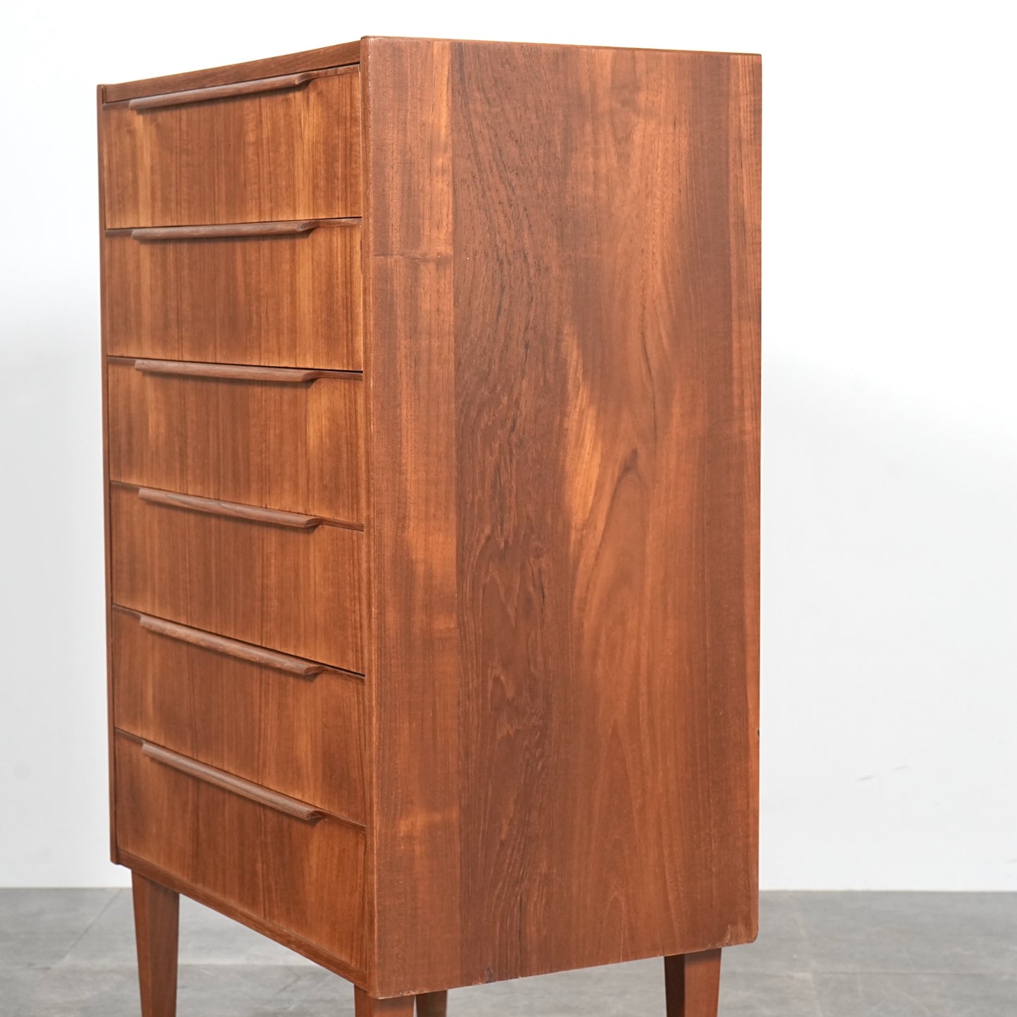 デンマークヴィンテージ ハイチェスト