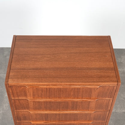 デンマークヴィンテージ ハイチェスト