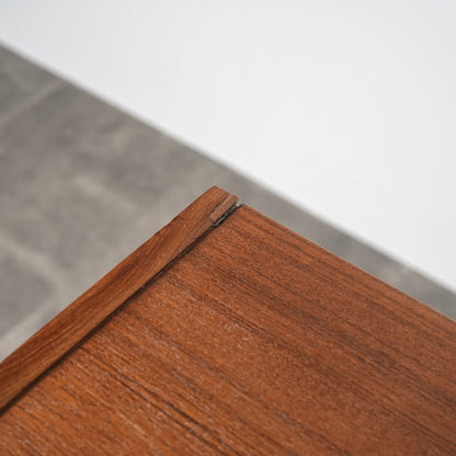 デンマークヴィンテージ ハイチェスト