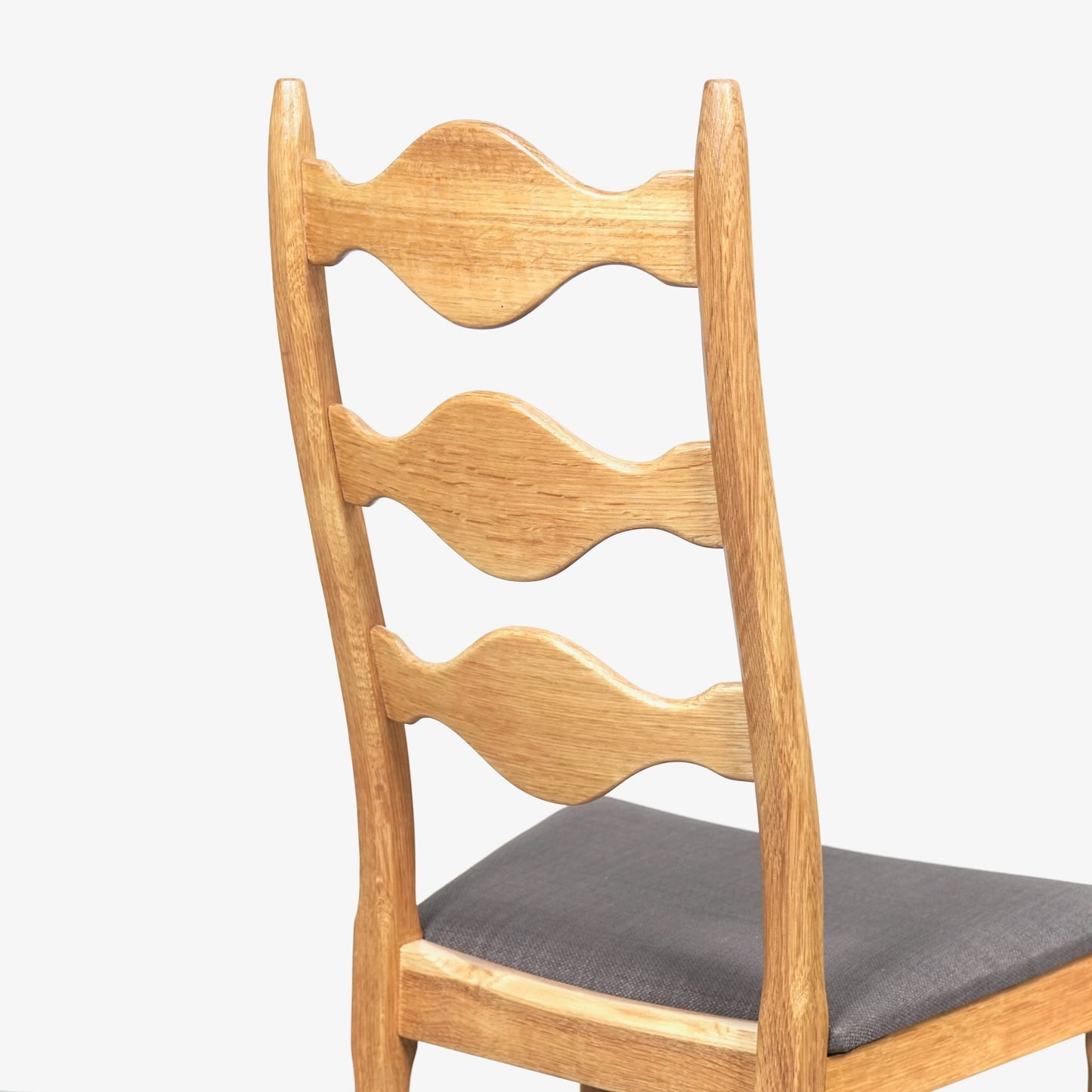 【Henning Kjaernulf】ヴィンテージ ダイニングチェア【張替済】