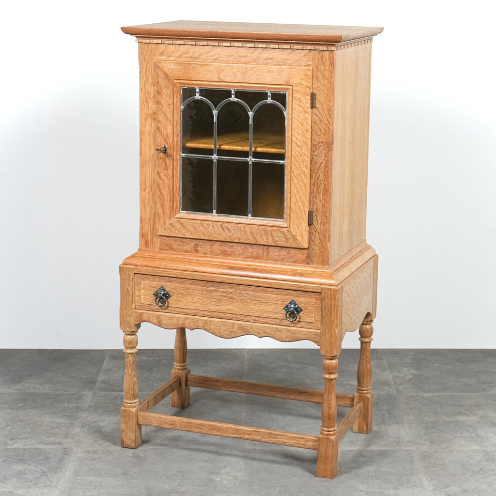 デンマークヴィンテージ ガラスキャビネット