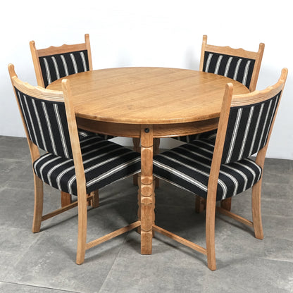 【Henning Kjaernulf】ラウンド エクステンションテーブル