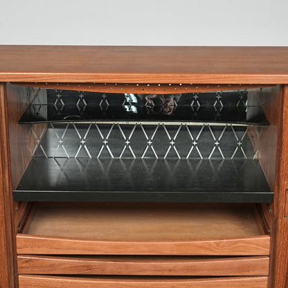 【Aerthoj Jensen & Molholm】 ヴィンテージ ハイサイドボード