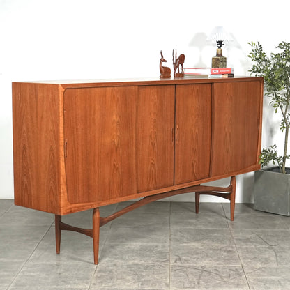 【Aerthoj Jensen & Molholm】 ヴィンテージ ハイサイドボード