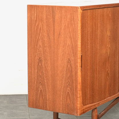 【Aerthoj Jensen & Molholm】 ヴィンテージ ハイサイドボード