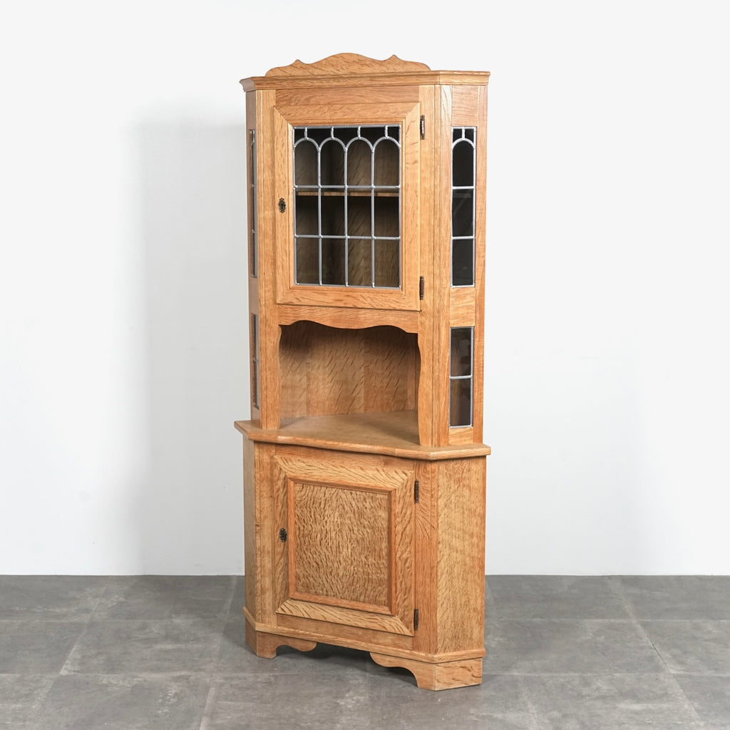 デンマークヴィンテージ コーナーキャビネット