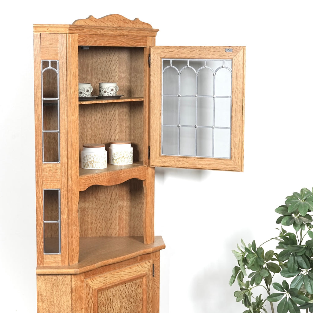 デンマークヴィンテージ コーナーキャビネット