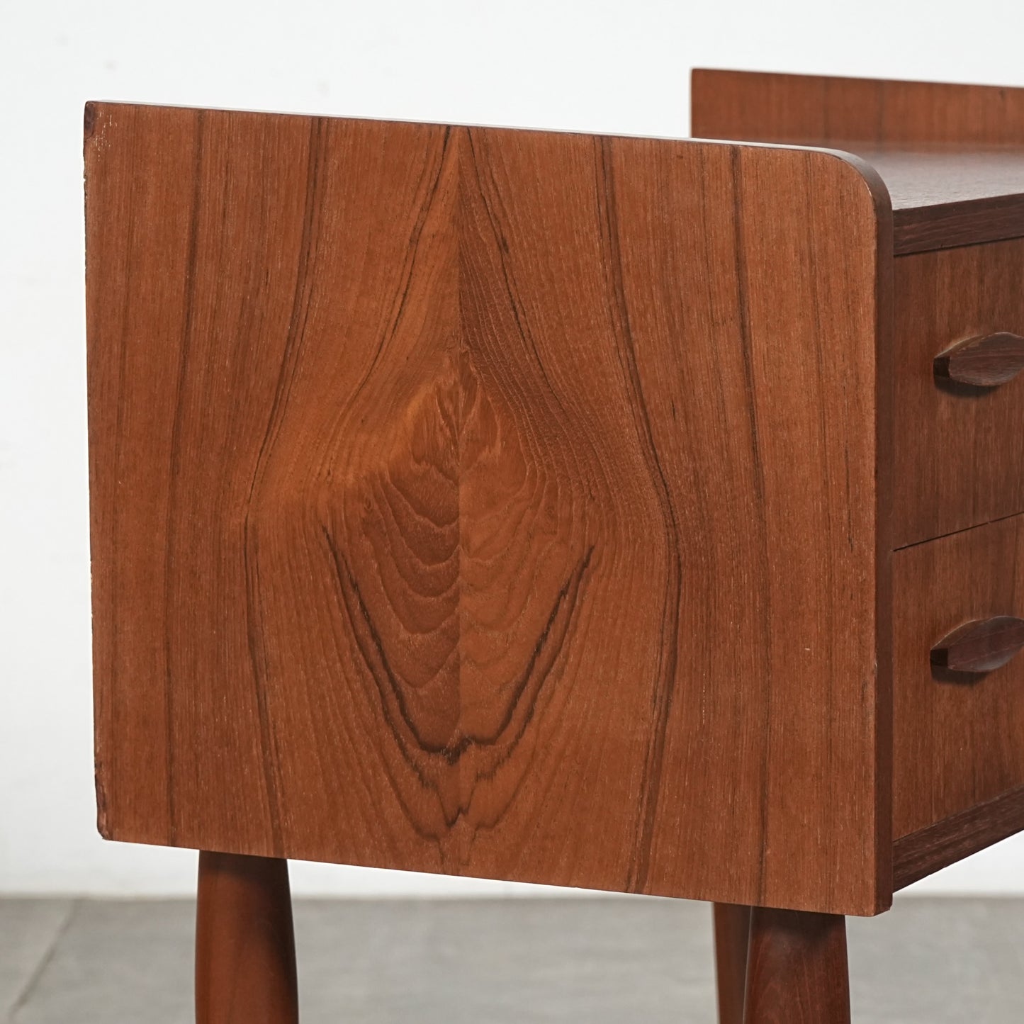 デンマークヴィンテージ サイドチェスト