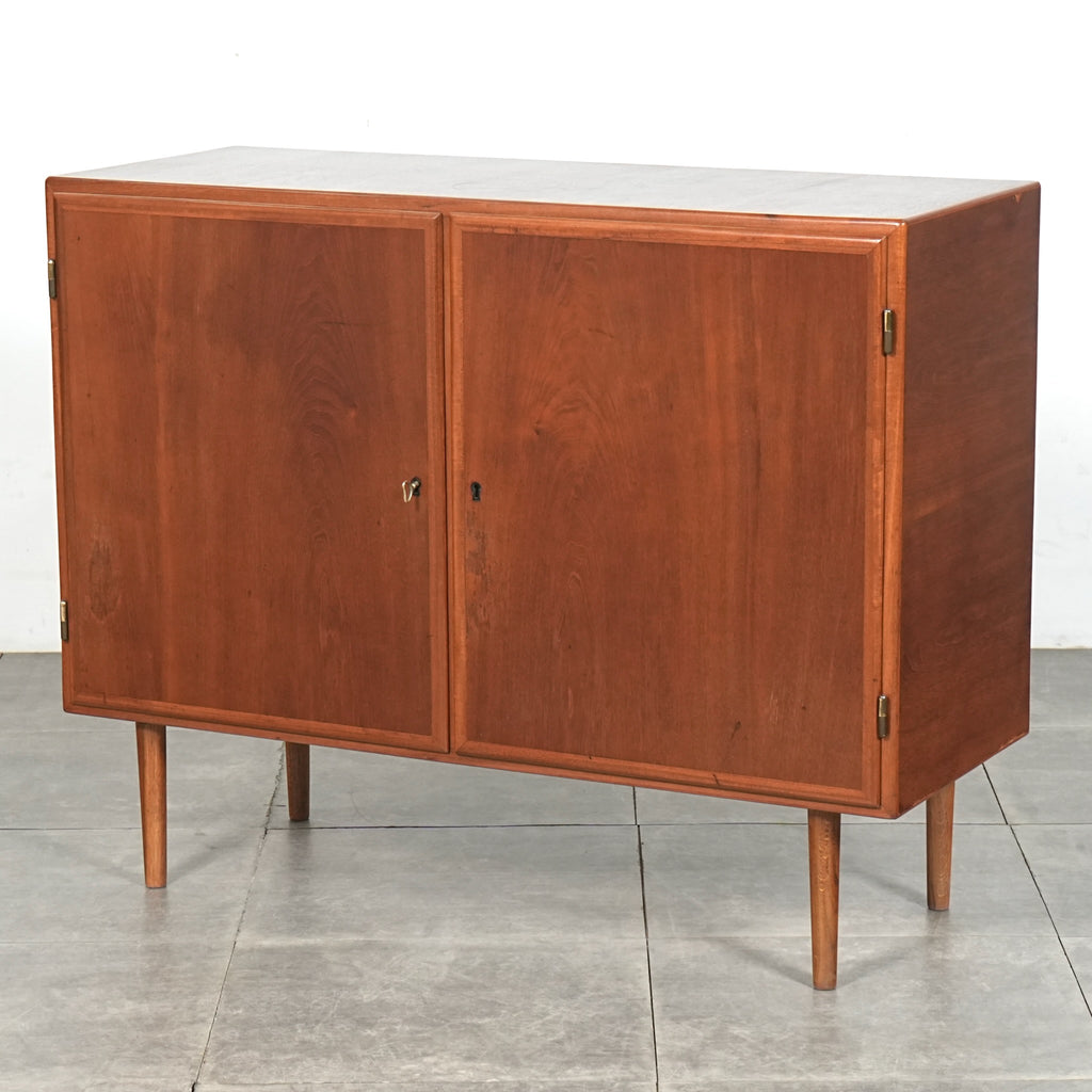 【Poul Hundevad】ヴィンテージ キャビネット