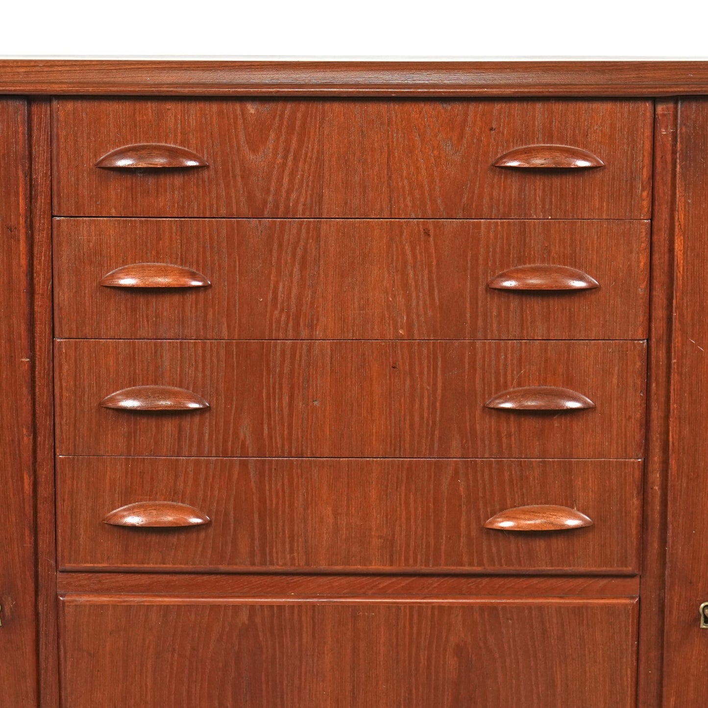 デンマークヴィンテージ ハイサイドボード