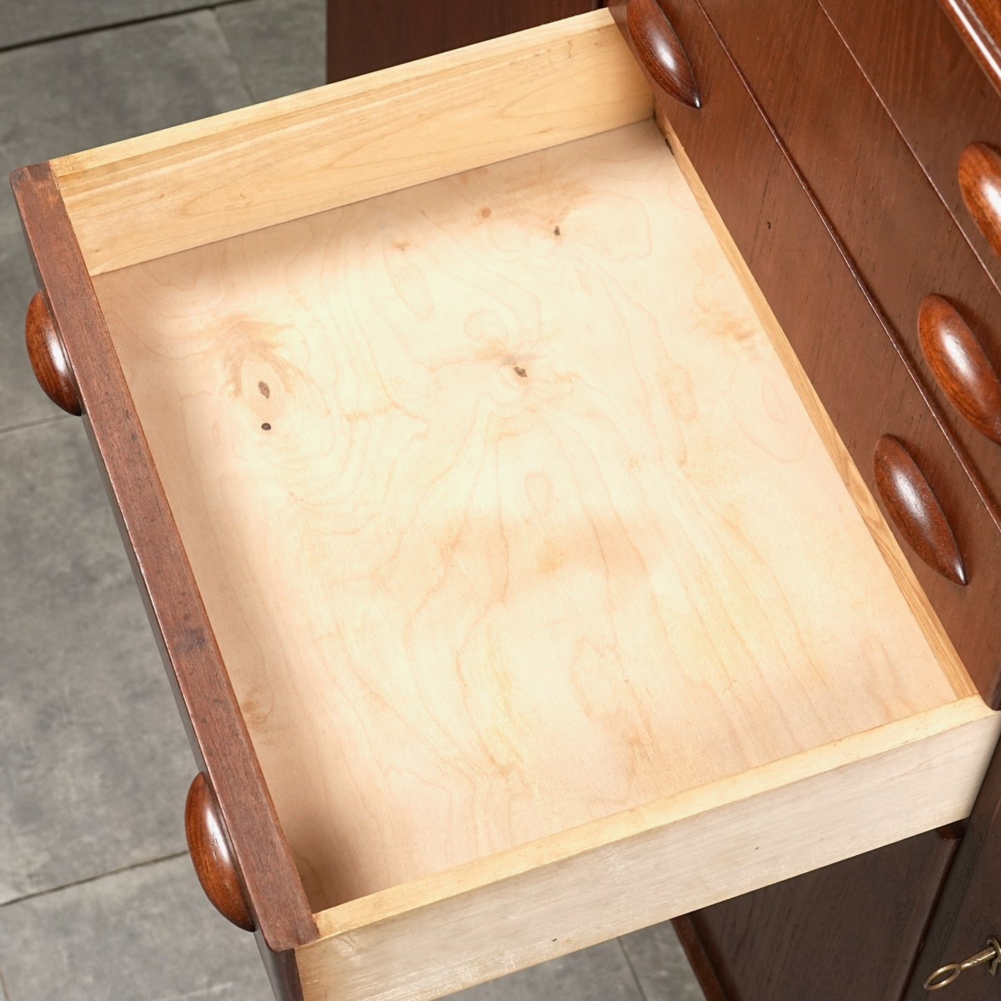 デンマークヴィンテージ ハイサイドボード