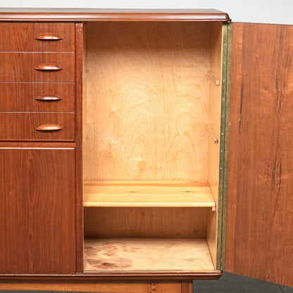 デンマークヴィンテージ ハイサイドボード