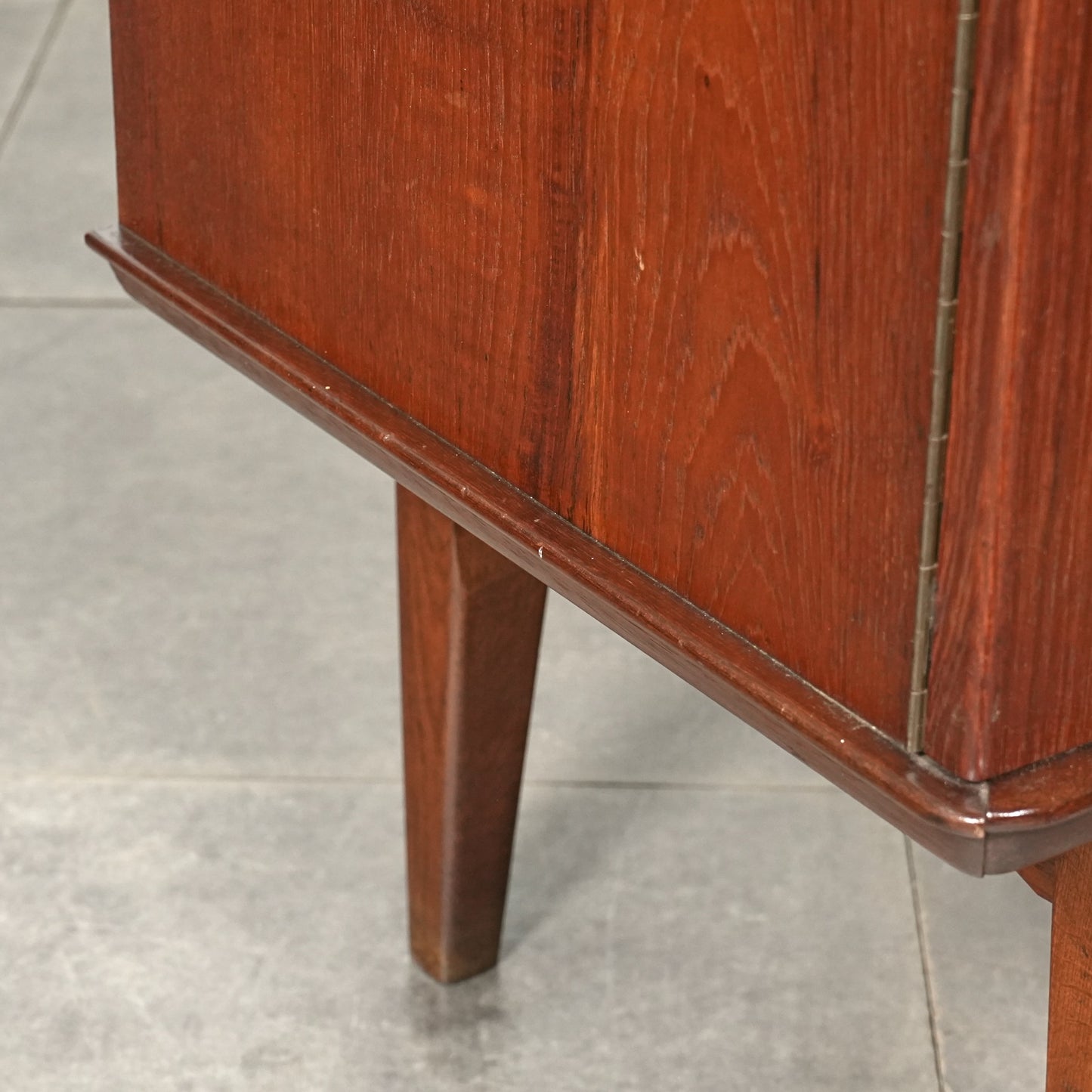 デンマークヴィンテージ ハイサイドボード