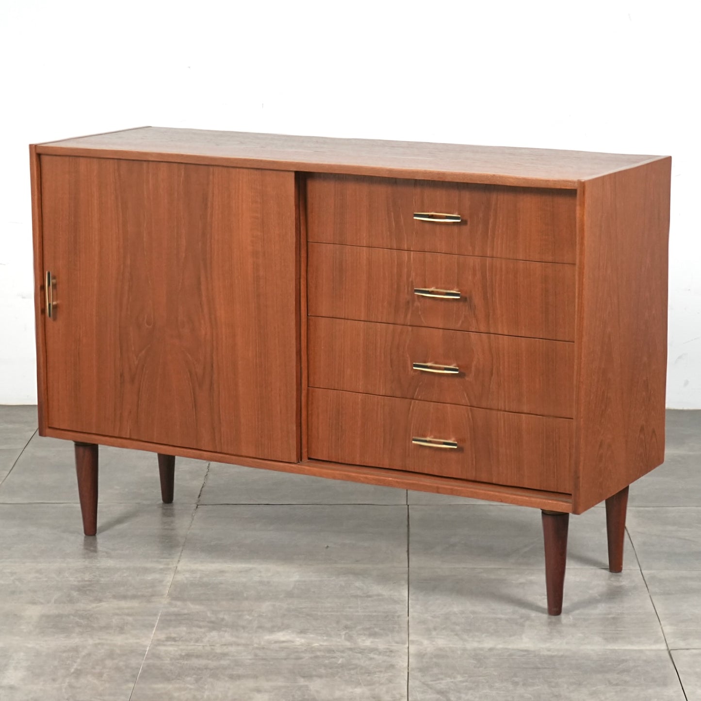 デンマークヴィンテージ サイドボード